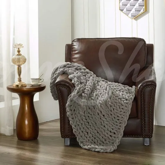 Chenille Chunky Knit Throw ~ Dove