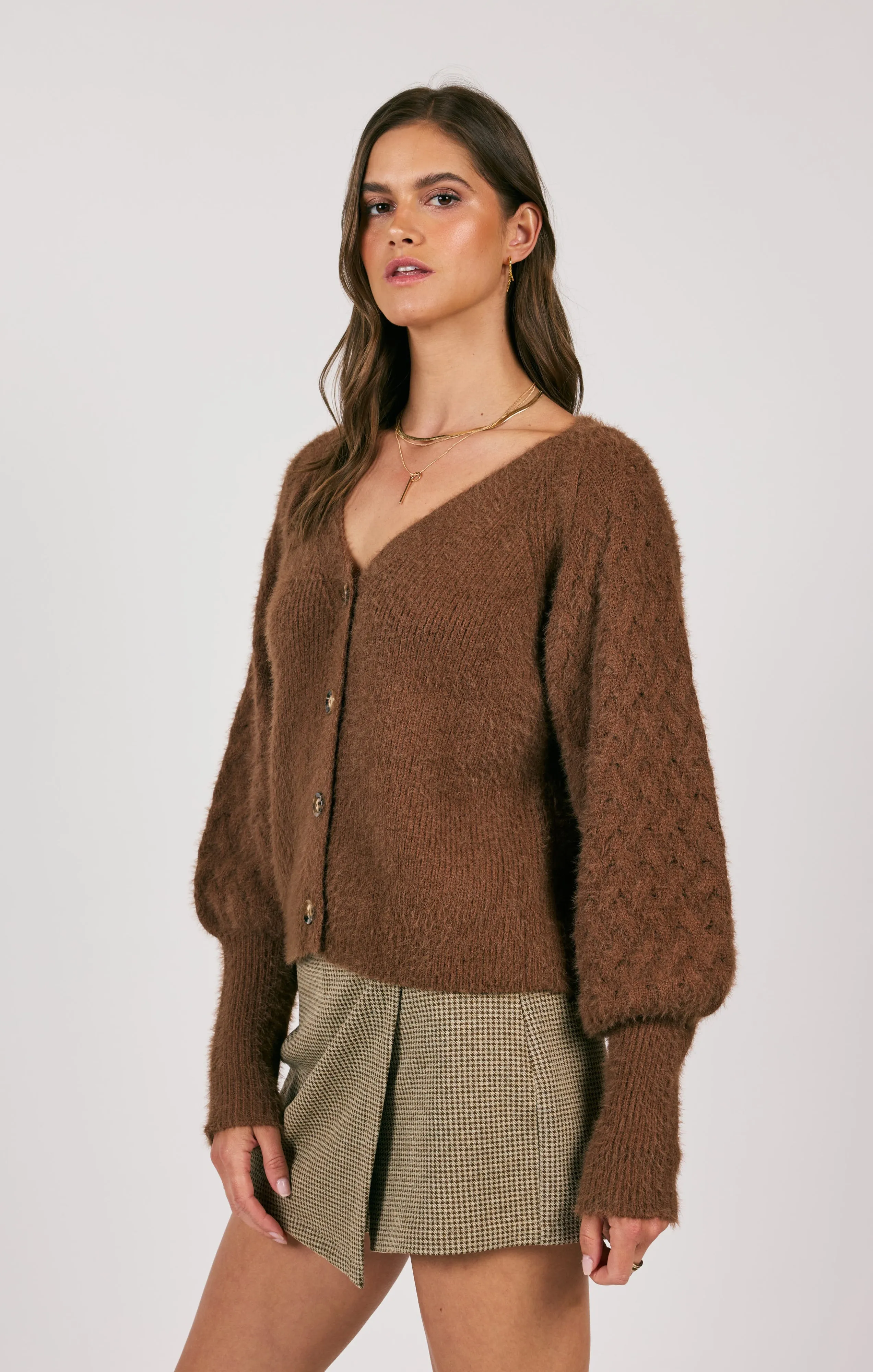 Sweeping Wind Button Front Cardigan | Oak Brown