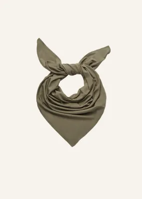 Versatile scarf in khaki